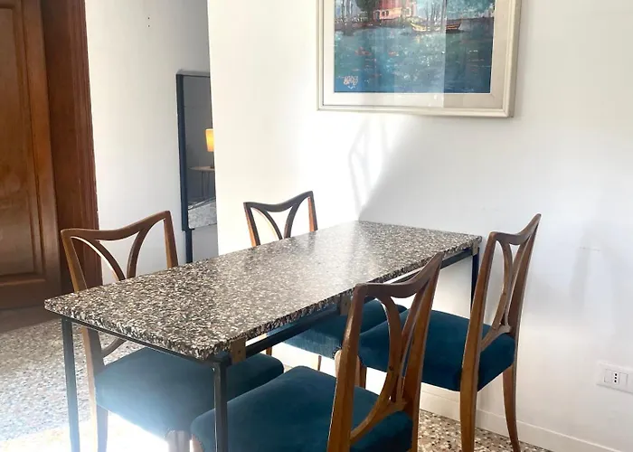 Appartamento Vicino Alla Chiesa Della Salute